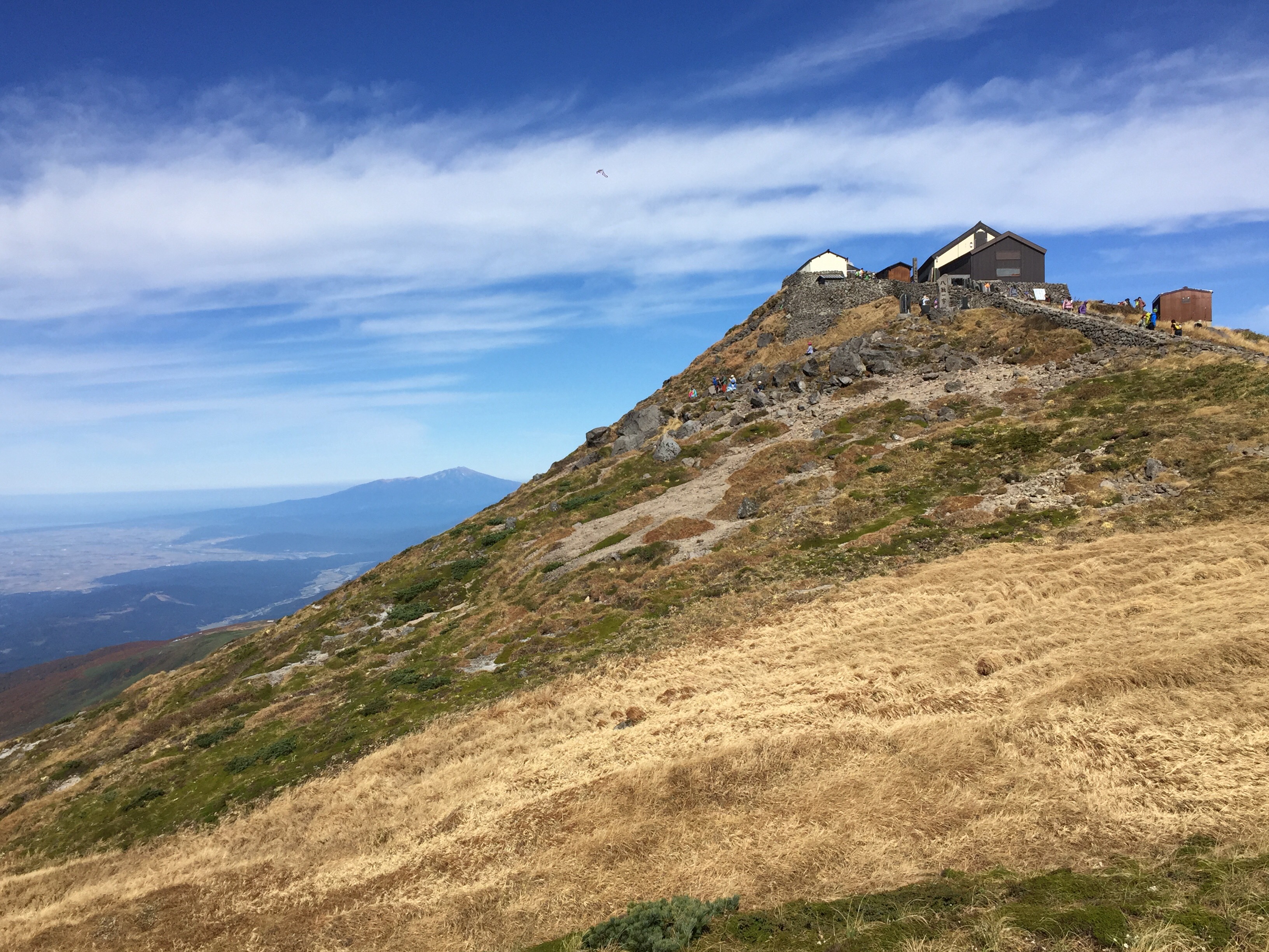 月山の山中